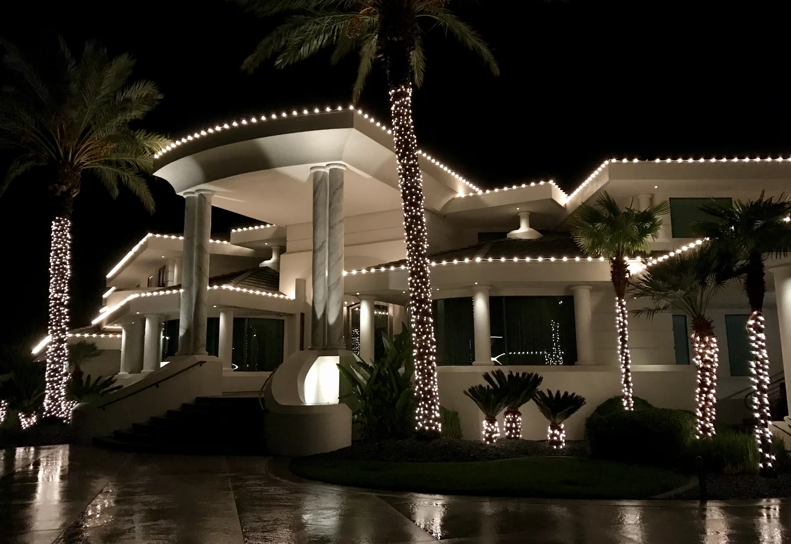 Residential Christmas light installation example from The Christmas Light Pros project gallery